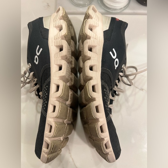 On Cloud X Running Shoes - black/pearl color - Picture 8 of 9